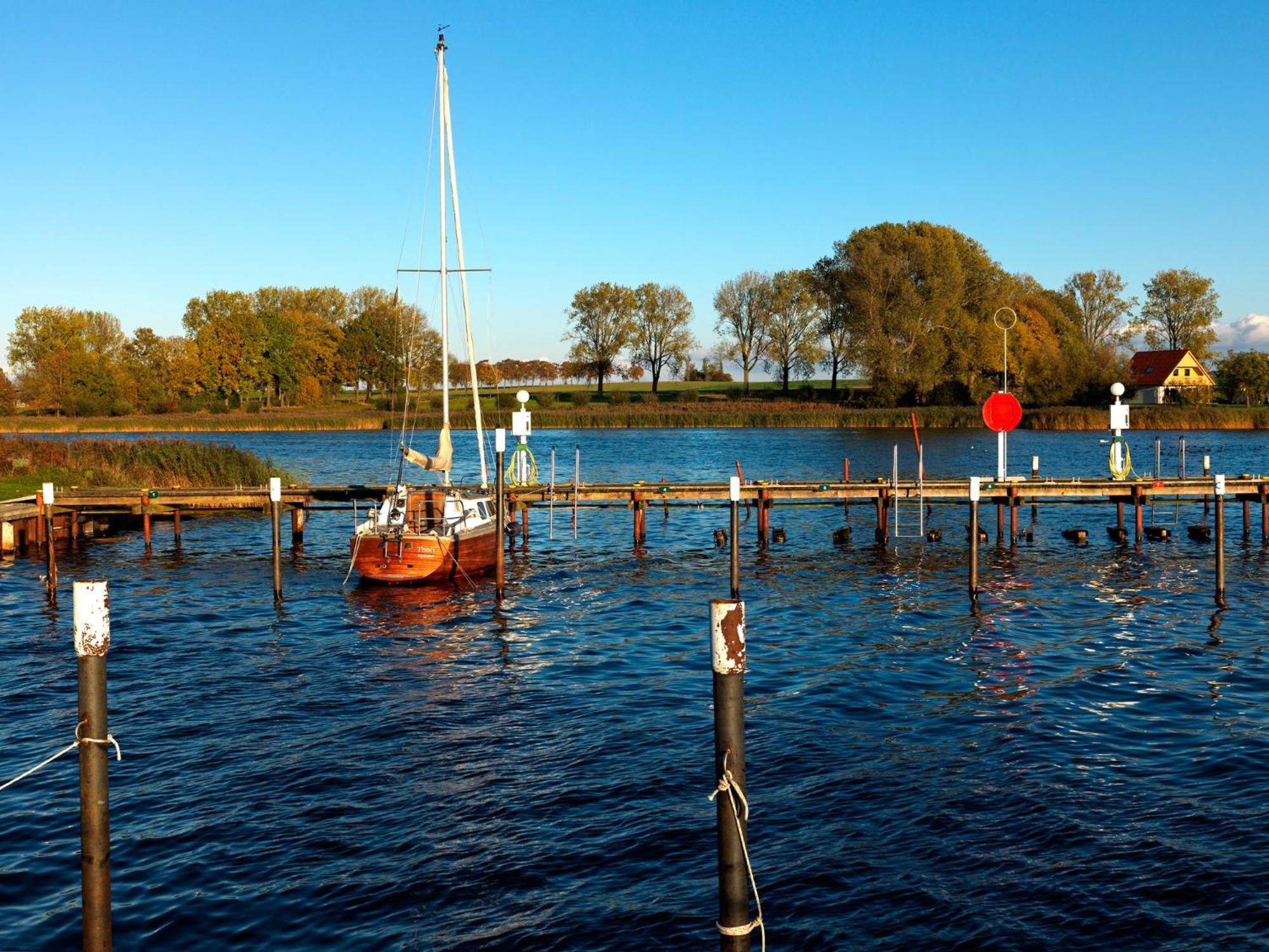 Appartement Am Yachthafen Insel Poel Exteriör bild